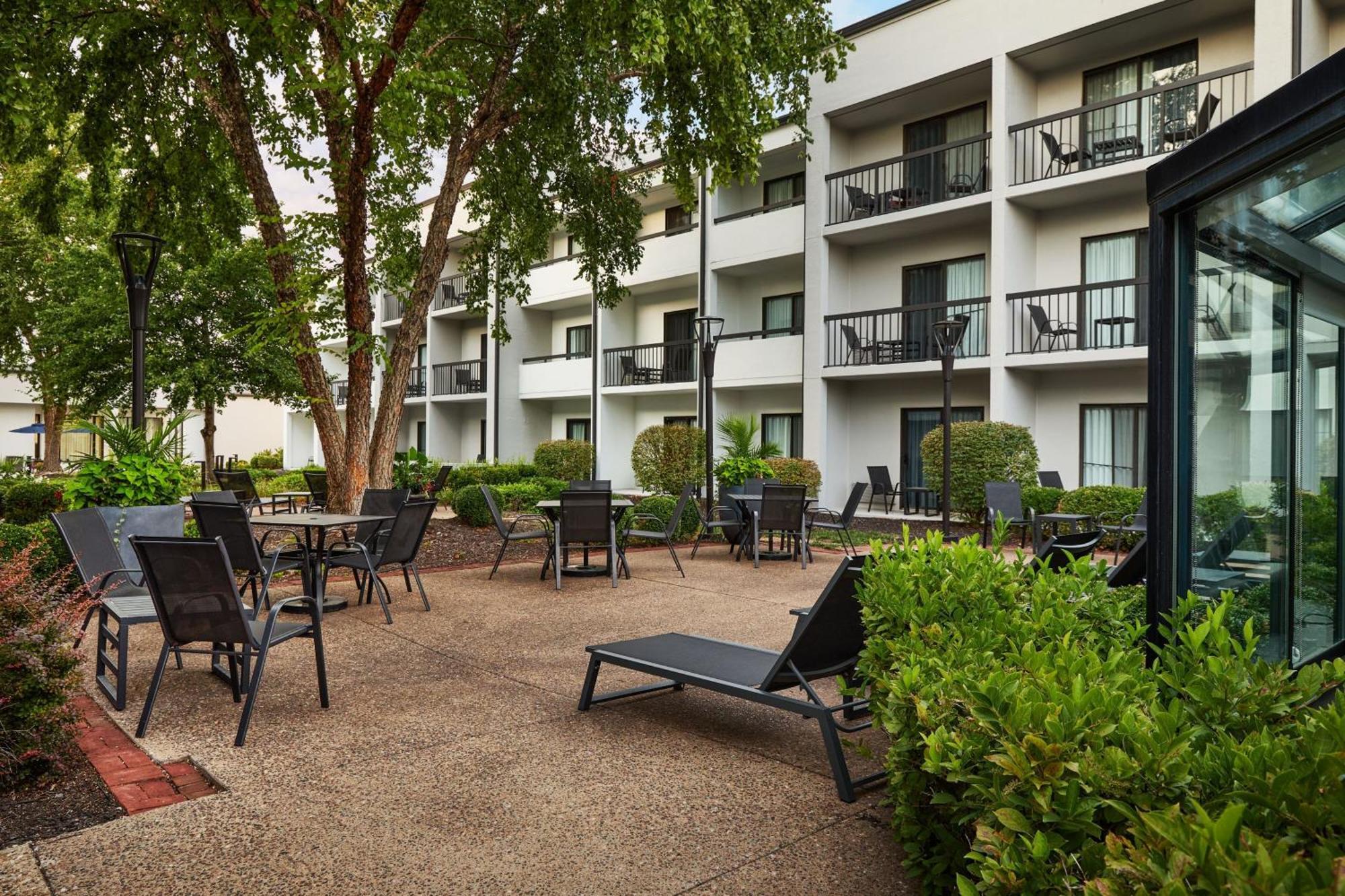 Courtyard Kansas City Overland Park/Metcalf, South Of College Boulevard Buitenkant foto
